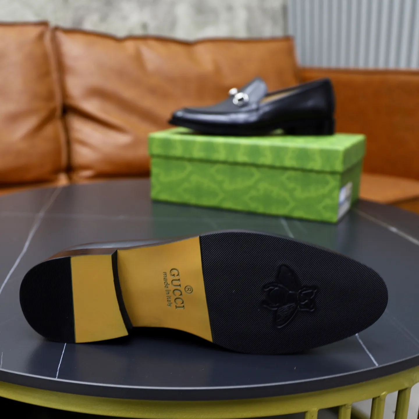 Men's shoes: 260🙅‍♂️🙅‍♂️🙅‍♂️Niuli Brand: GUCCI Size: 38-44 (45 can be customized) Level: Counter classic Material: Original soft cowhide upper Comfortable cowhide lining Original lightweight outsole Style category: Business casual footwear Driving leather shoes Color: Actual picture color